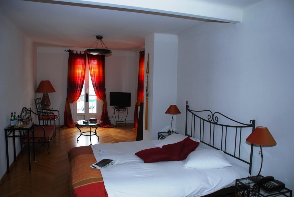 Hostellerie de Genève Vevey Zimmer foto