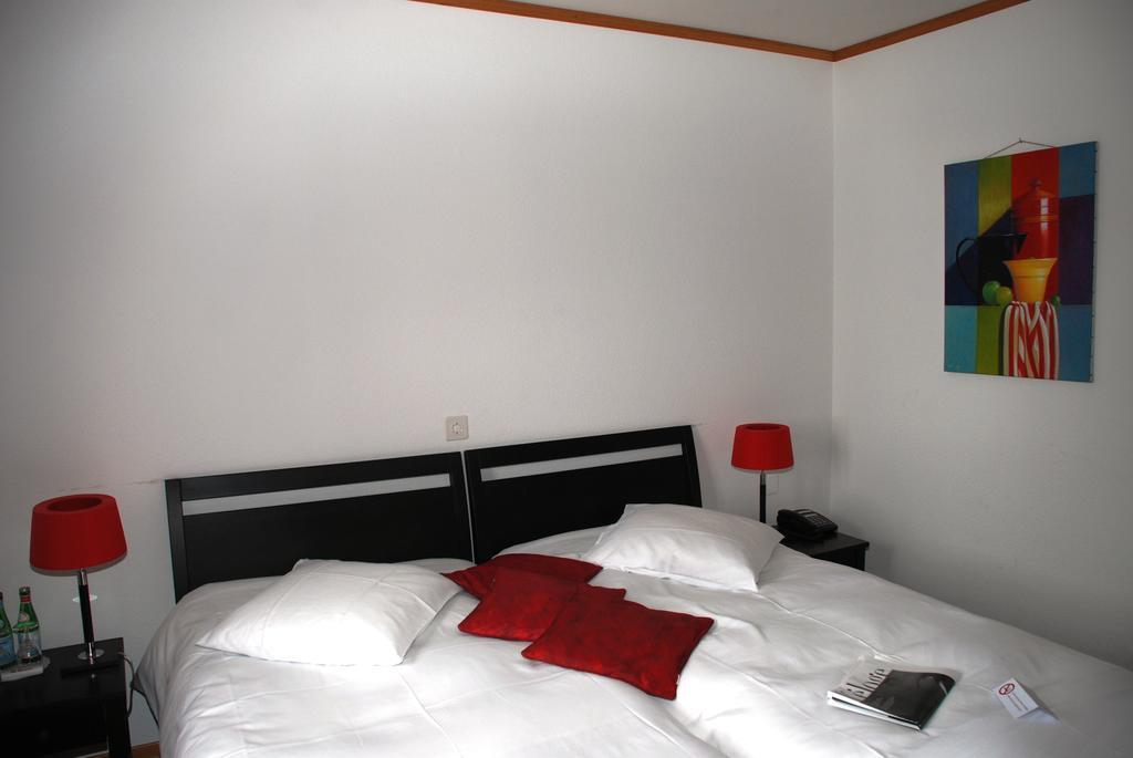 Hostellerie de Genève Vevey Zimmer foto